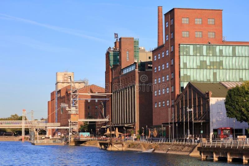 City Apartment Duisburg 1#Netflix &Wlan &Kingsize Bett &Kaffee Maschine & Central & 500M Innenhafen & 2 Min U Bahn Exteriör bild